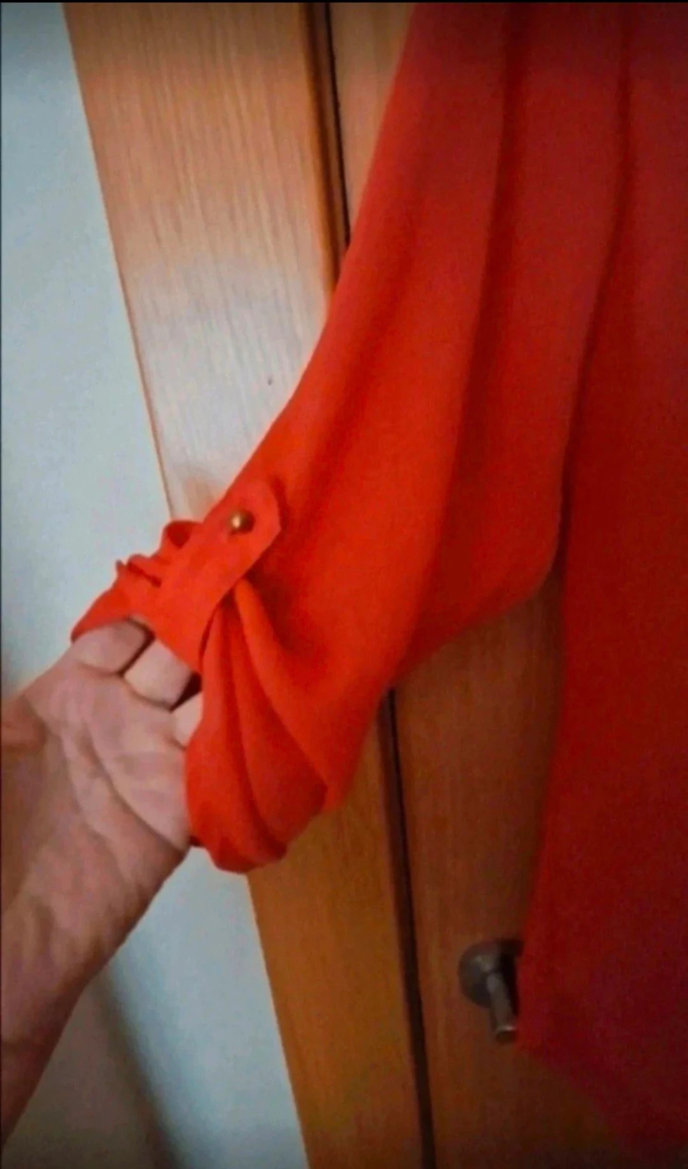 Blusa feminina, manga longa, tamanho 38. Cor coral – photo 4
